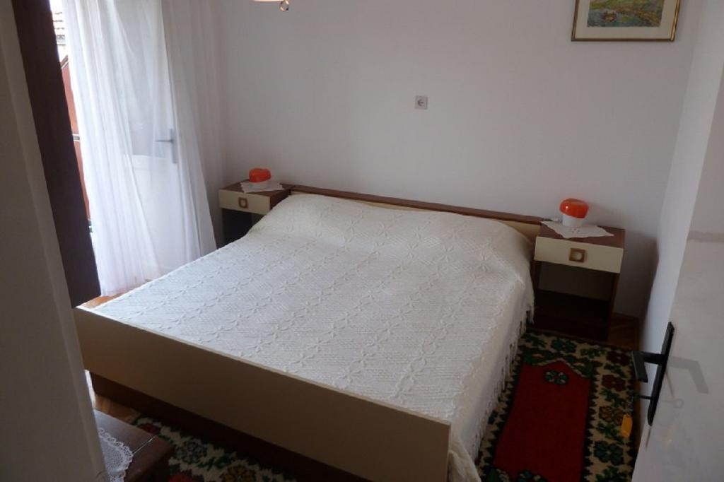Apartments Indira Ловіште Номер фото
